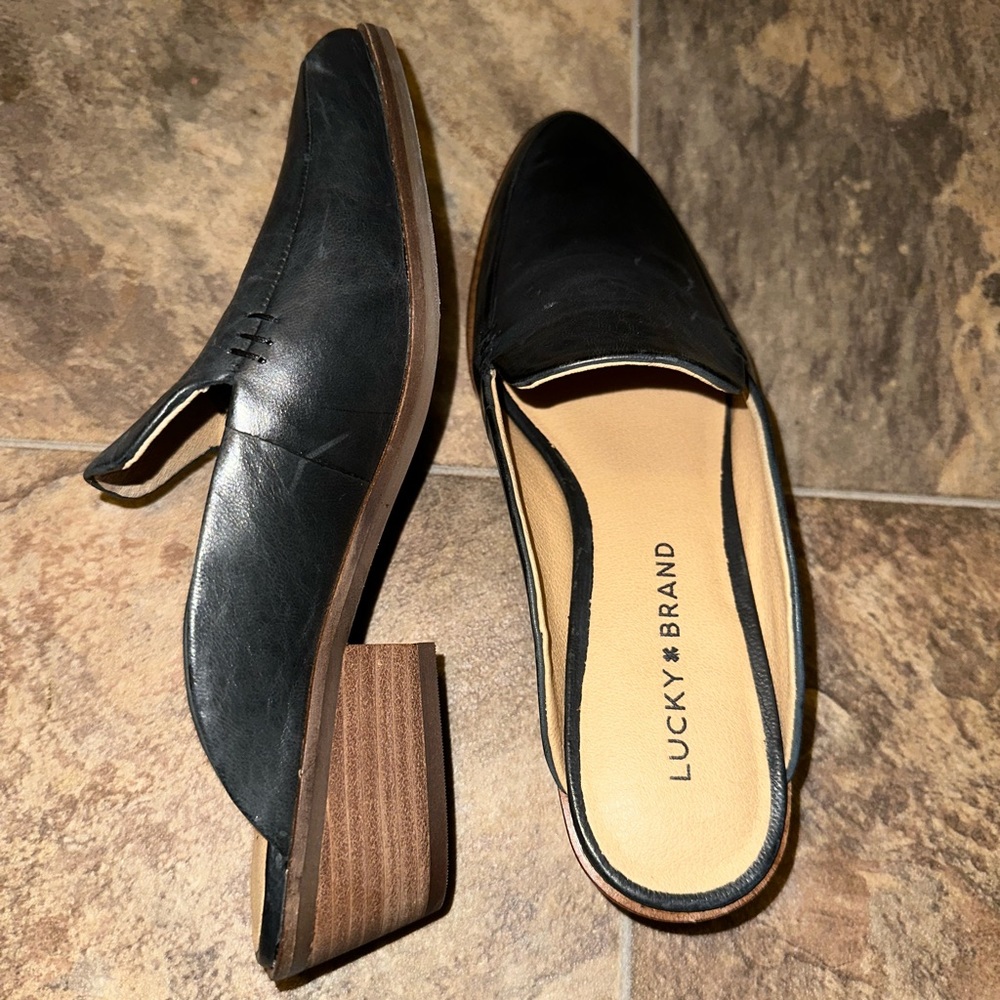 LUCKY BRAND -BRAND NEW LOAFER MULES (DARK BLUE/BLACK